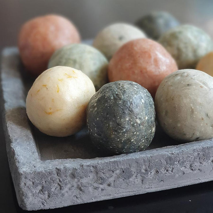 Sápukúlur eins og þær voru á miðöldum. Heimild: www.liquidplasmacrystals.com